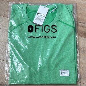 Figs men’s makato seamless long sleeve underscrub